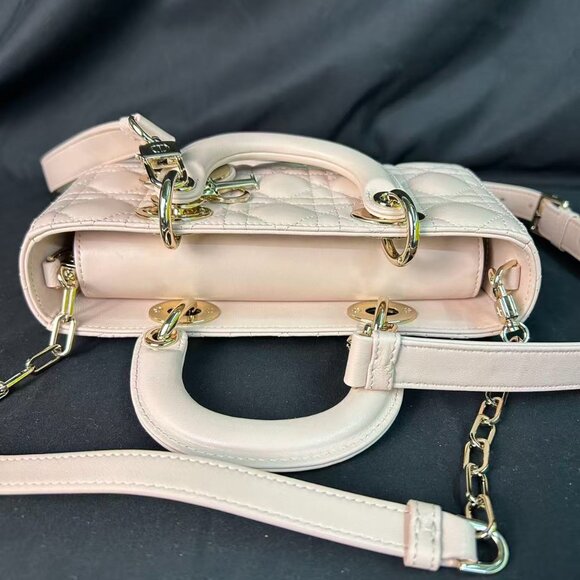Dior Lady D-Joy Bag – Cream Lambskin with Gold Hardware - Picture 6 of 16